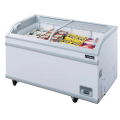 Dukers WD-500Y 56" Commercial Chest Freezer in White, 115V, 17.7 cu ft